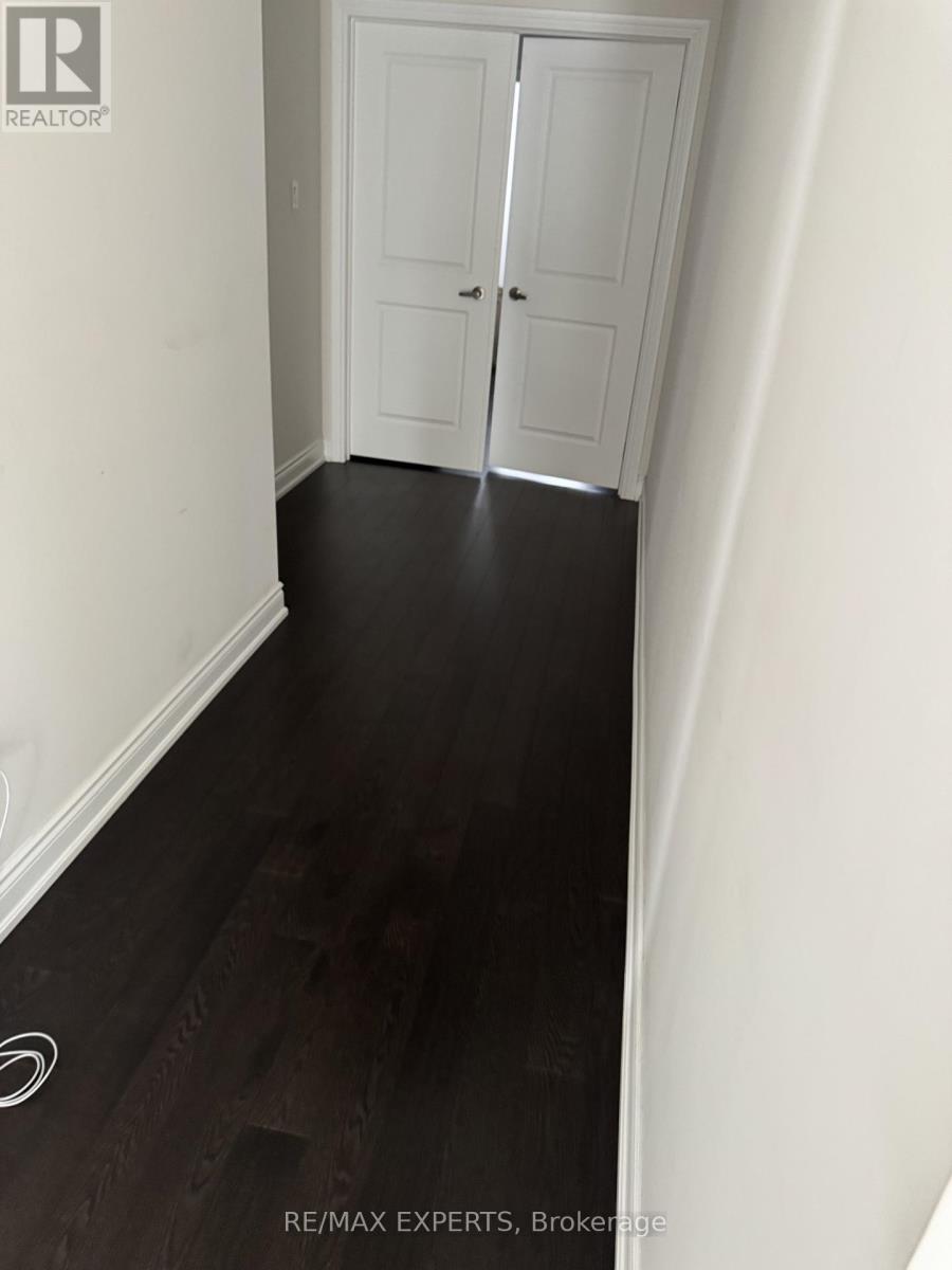 2 Gold Creek Street, Vaughan, Ontario  L4H 4R1 - Photo 6 - N12906104