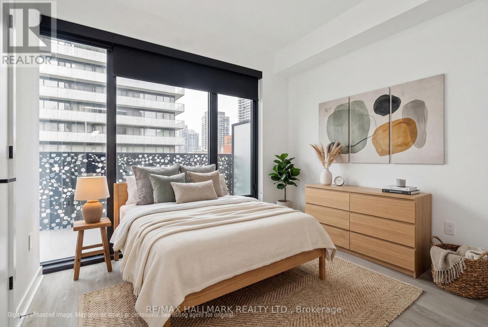 1310 - 55 Charles Street E, Toronto, Ontario  M4Y 1S9 - Photo 11 - C12897278