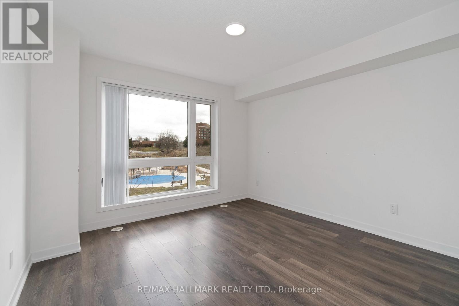 H202 - 90 Canon Jackson Drive, Toronto, Ontario  M6M 0B9 - Photo 17 - W12895332