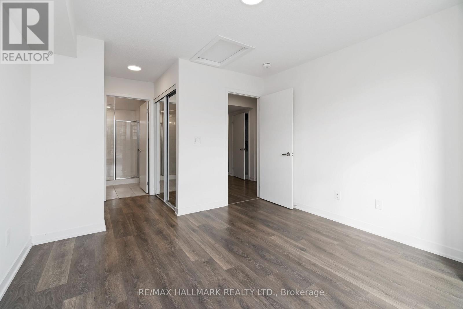 H202 - 90 Canon Jackson Drive, Toronto, Ontario  M6M 0B9 - Photo 8 - W12895332