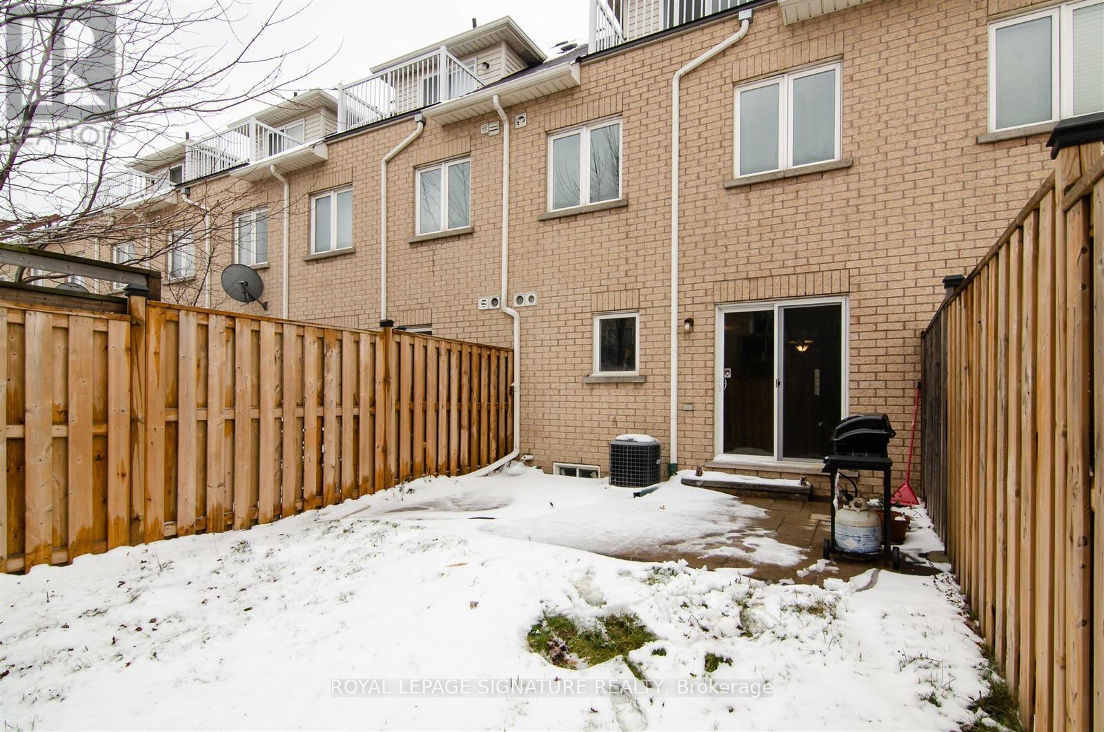 632 Candlestick Circle, Mississauga, Ontario  L4Z 0B4 - Photo 10 - W12906084