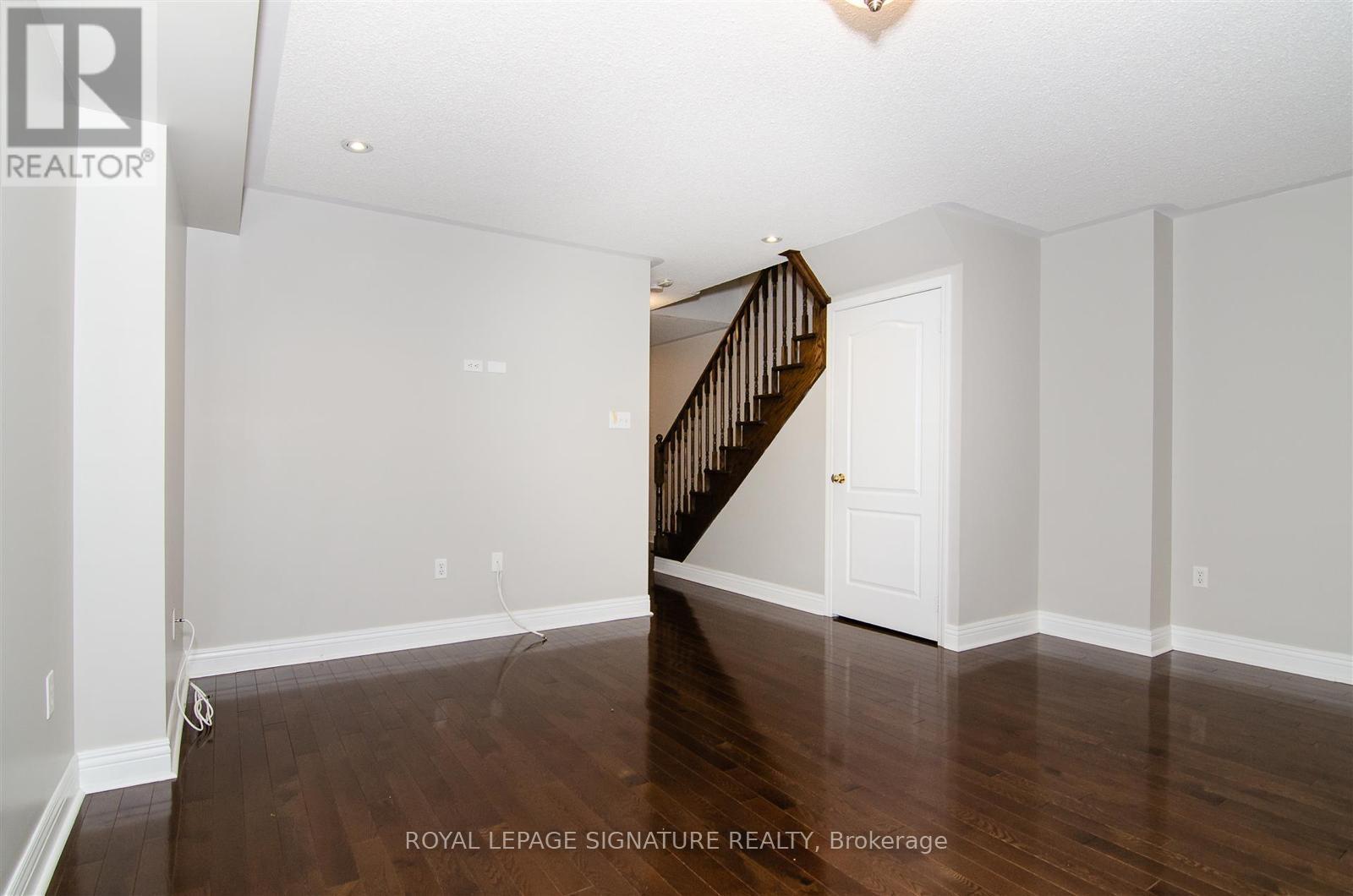 632 Candlestick Circle, Mississauga, Ontario  L4Z 0B4 - Photo 13 - W12906084