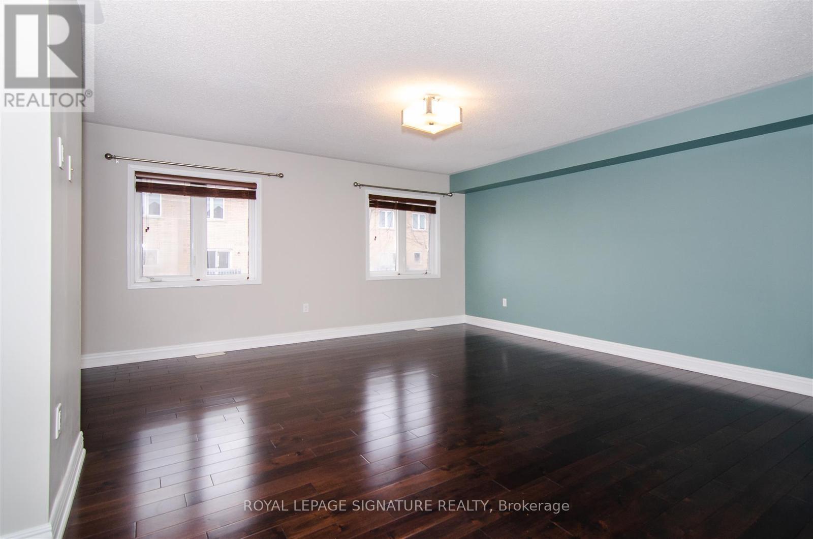 632 Candlestick Circle, Mississauga, Ontario  L4Z 0B4 - Photo 5 - W12906084