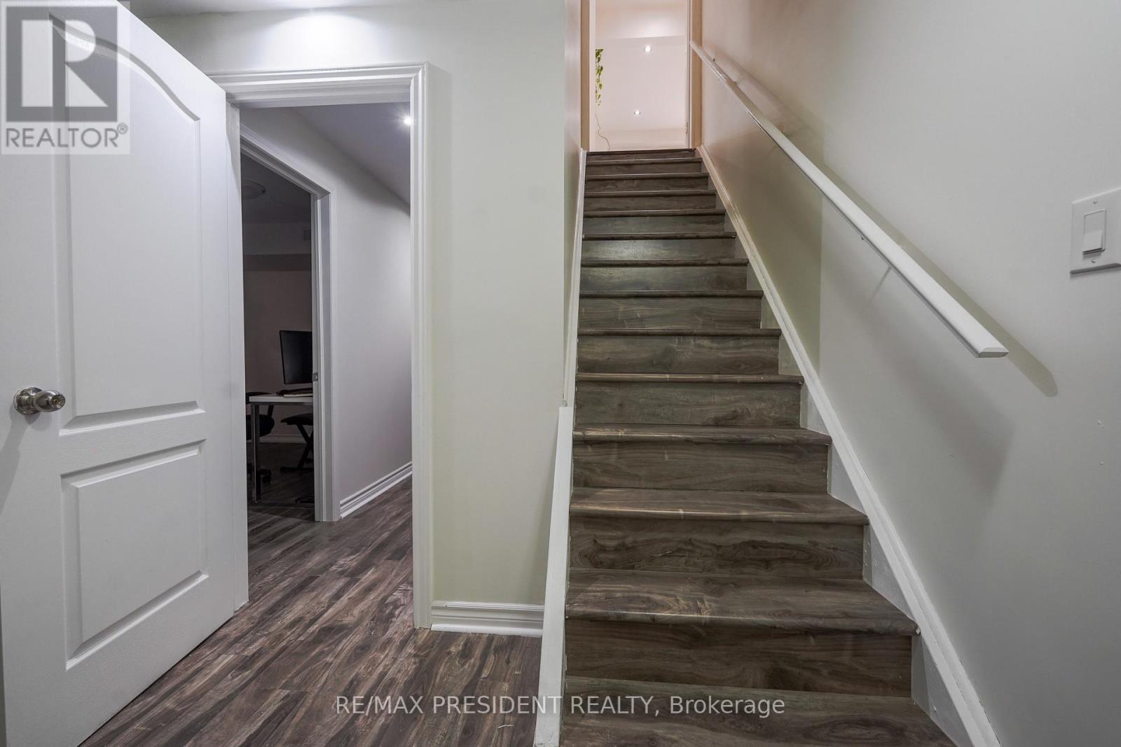 16 Bassett Crescent, Brampton, Ontario  L6X 5G2 - Photo 27 - W12906088