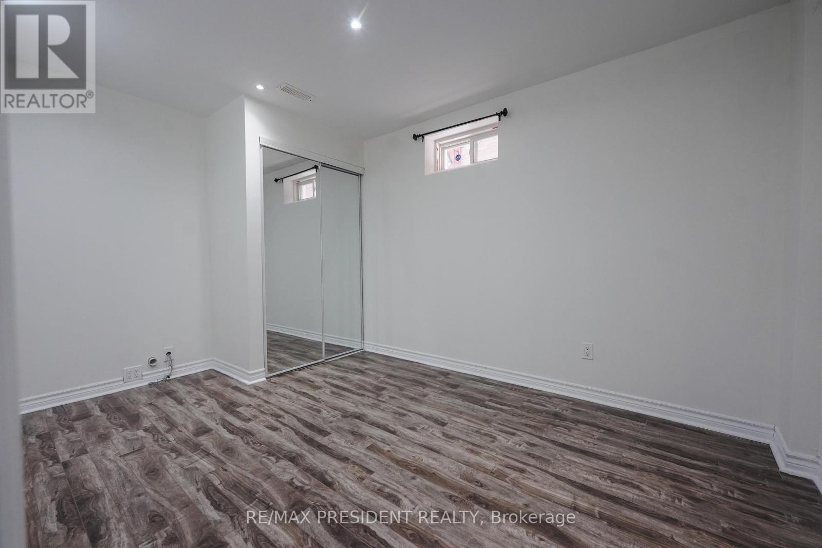 16 Bassett Crescent, Brampton, Ontario  L6X 5G2 - Photo 32 - W12906088