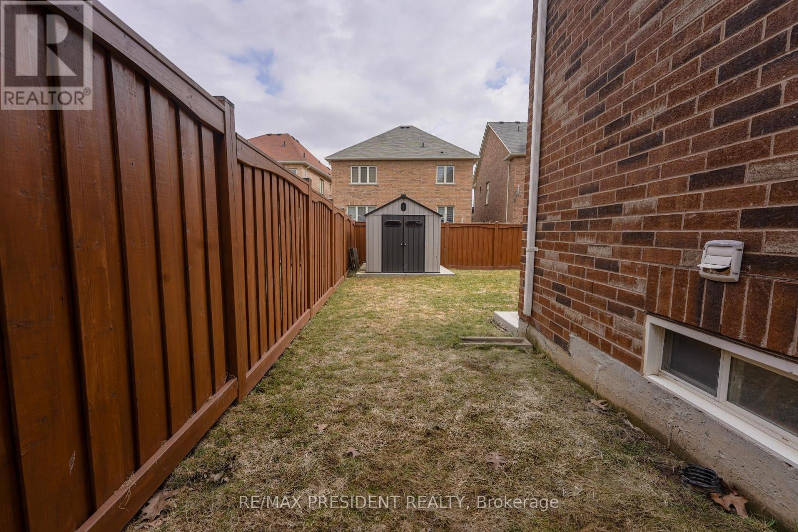 16 Bassett Crescent, Brampton, Ontario  L6X 5G2 - Photo 40 - W12906088