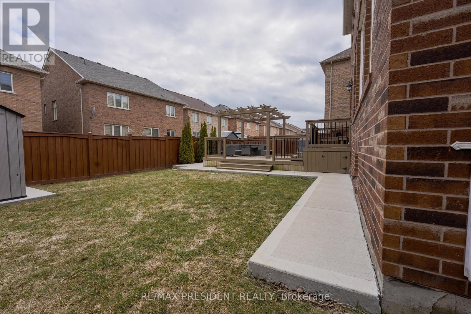 16 Bassett Crescent, Brampton, Ontario  L6X 5G2 - Photo 41 - W12906088
