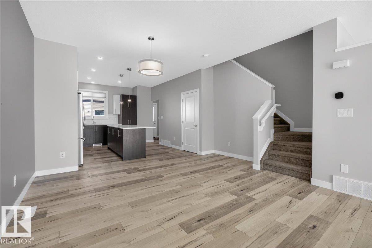 9876 206 St Nw Nw, Edmonton, Alberta  T5T 7L5 - Photo 13 - E4478521