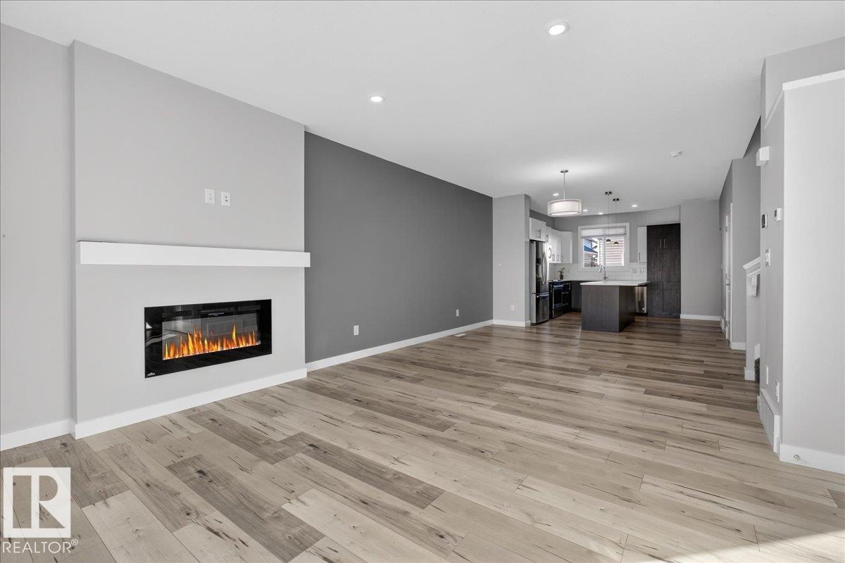 9876 206 St Nw Nw, Edmonton, Alberta  T5T 7L5 - Photo 11 - E4478521