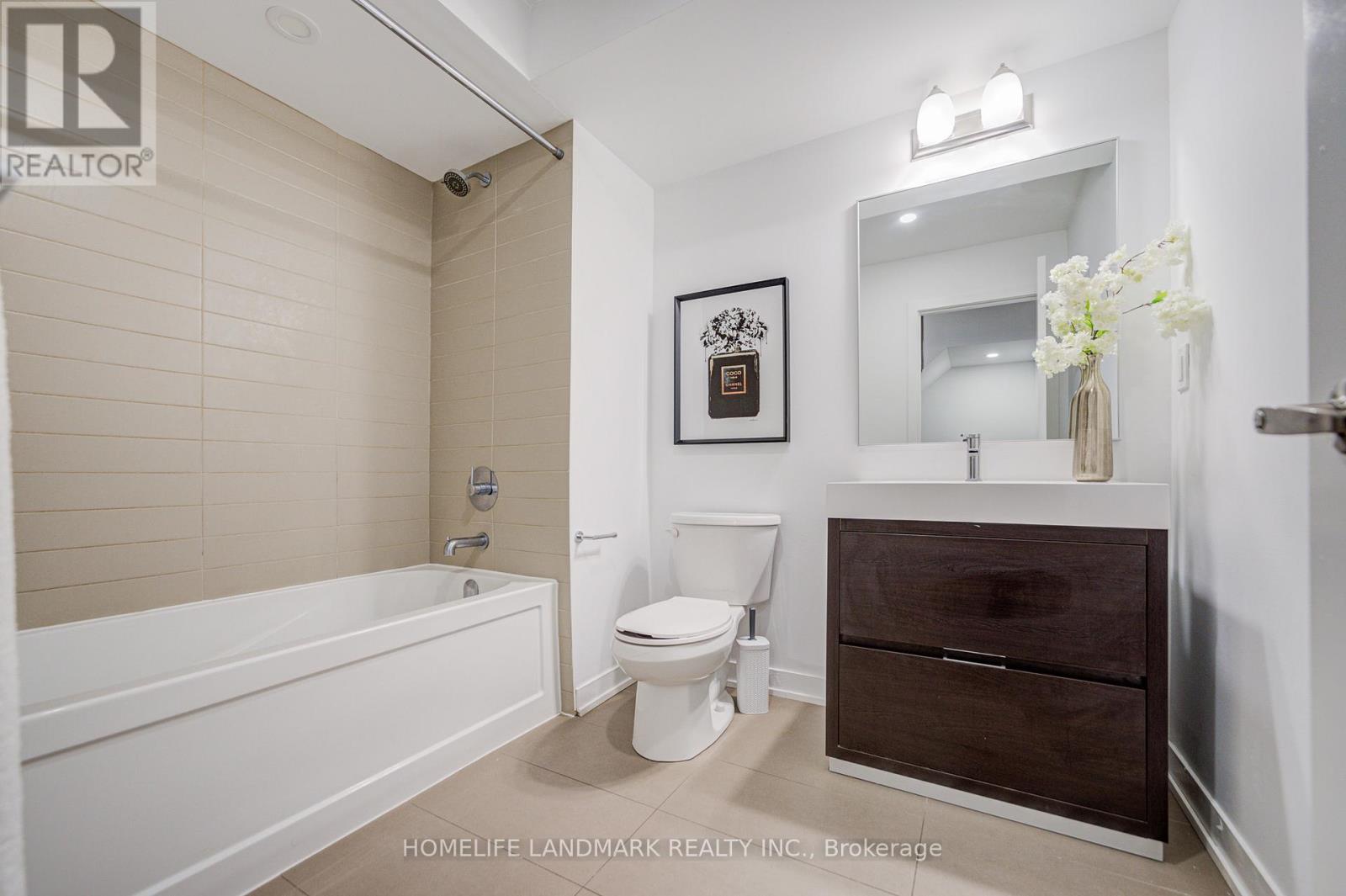 46 Hooyo Terrace, Toronto, Ontario  M6A 0E2 - Photo 43 - C12903518