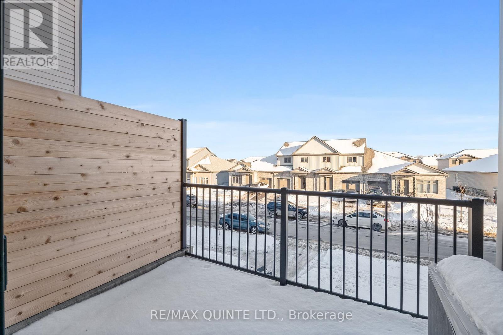 25 Markland Avenue, Prince Edward County, Ontario  K0K 2T0 - Photo 17 - X12903592