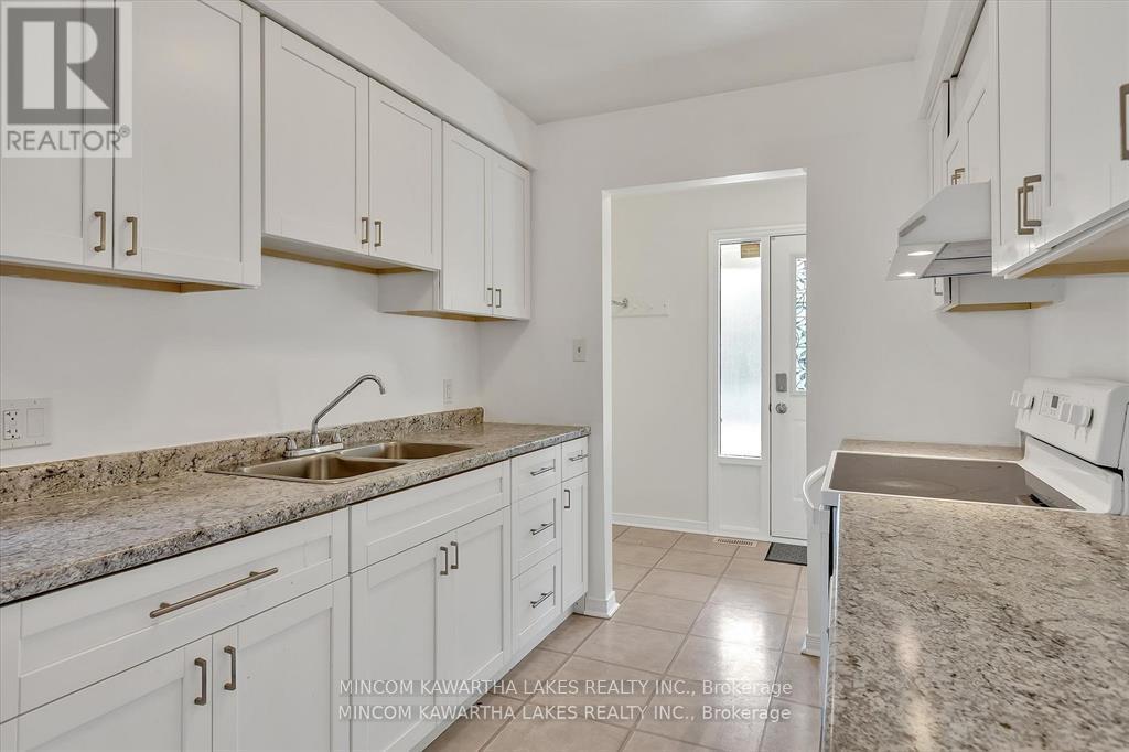 899 Ashdale Crescent W, Peterborough, Ontario  K9H 7H6 - Photo 21 - X12906112