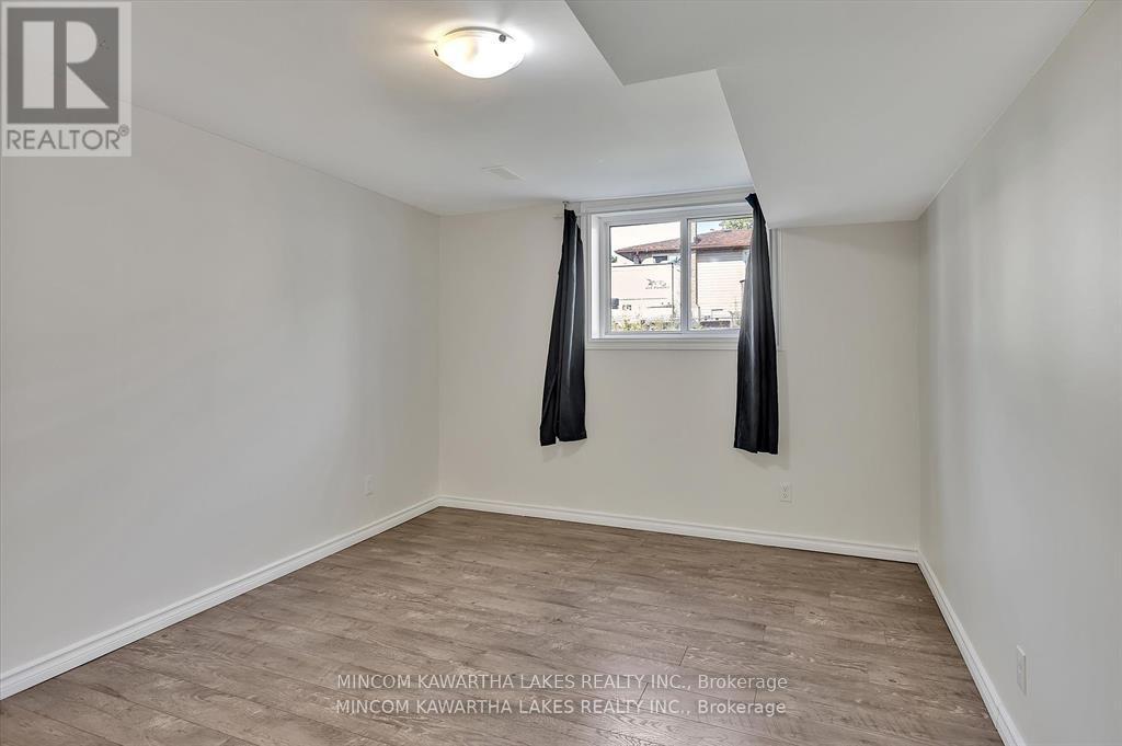 899 Ashdale Crescent W, Peterborough, Ontario  K9H 7H6 - Photo 35 - X12906112