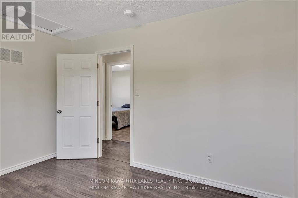 899 Ashdale Crescent W, Peterborough, Ontario  K9H 7H6 - Photo 36 - X12906112