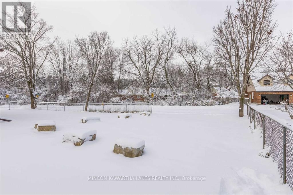 899 Ashdale Crescent W, Peterborough, Ontario  K9H 7H6 - Photo 4 - X12906112