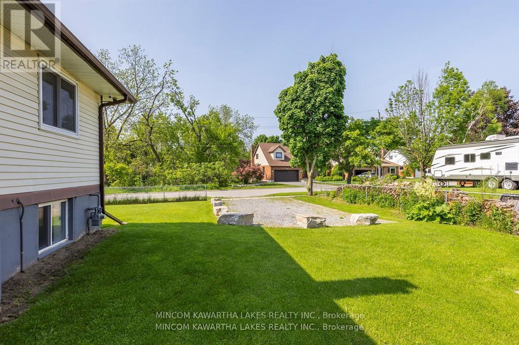 899 Ashdale Crescent W, Peterborough, Ontario  K9H 7H6 - Photo 41 - X12906112