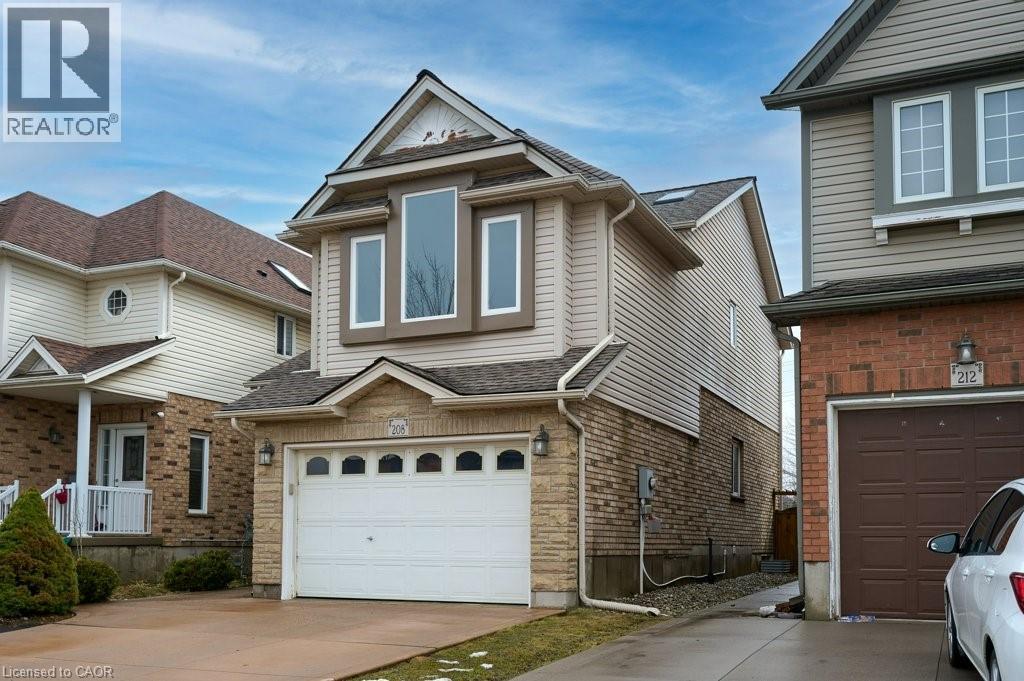 208 Sienna Crescent, Kitchener, Ontario  N2R 1T4 - Photo 3 - 40813749