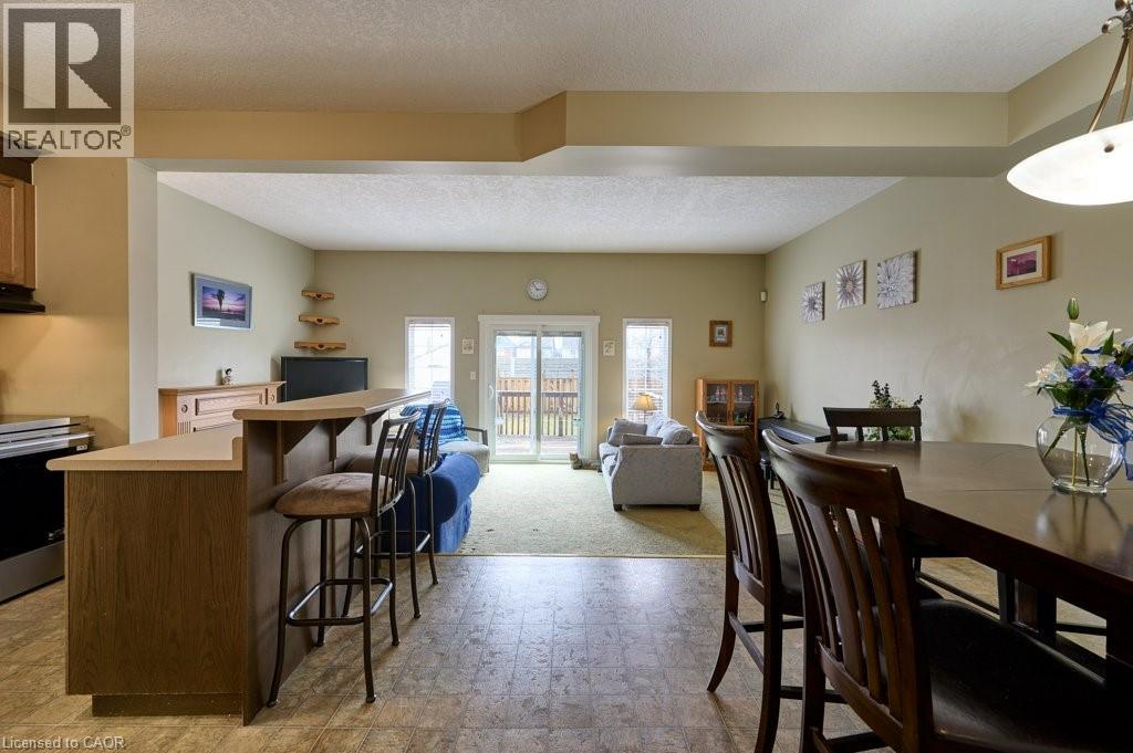 208 Sienna Crescent, Kitchener, Ontario  N2R 1T4 - Photo 6 - 40813749