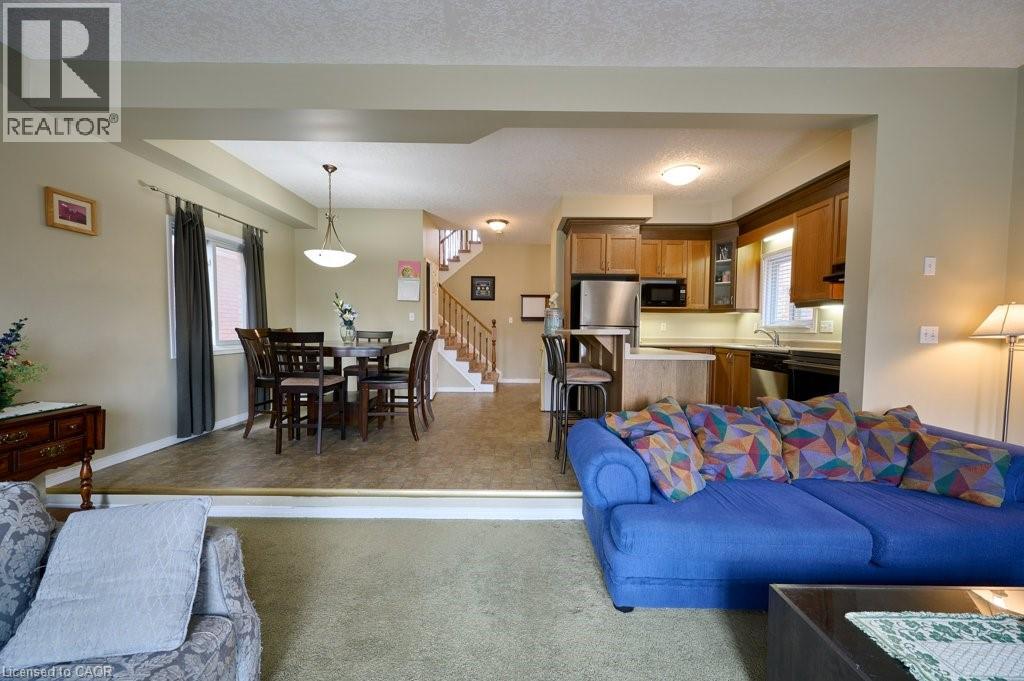 208 Sienna Crescent, Kitchener, Ontario  N2R 1T4 - Photo 10 - 40813749