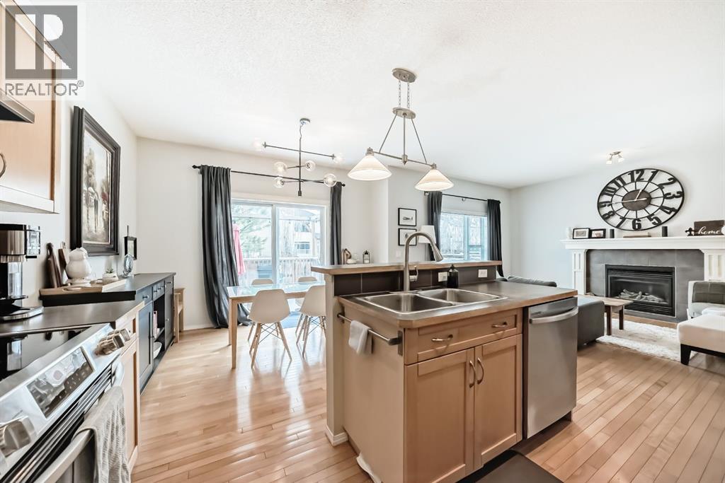 936 Copperfield Boulevard Se, Calgary, Alberta  T2Z 4W7 - Photo 10 - A2283411