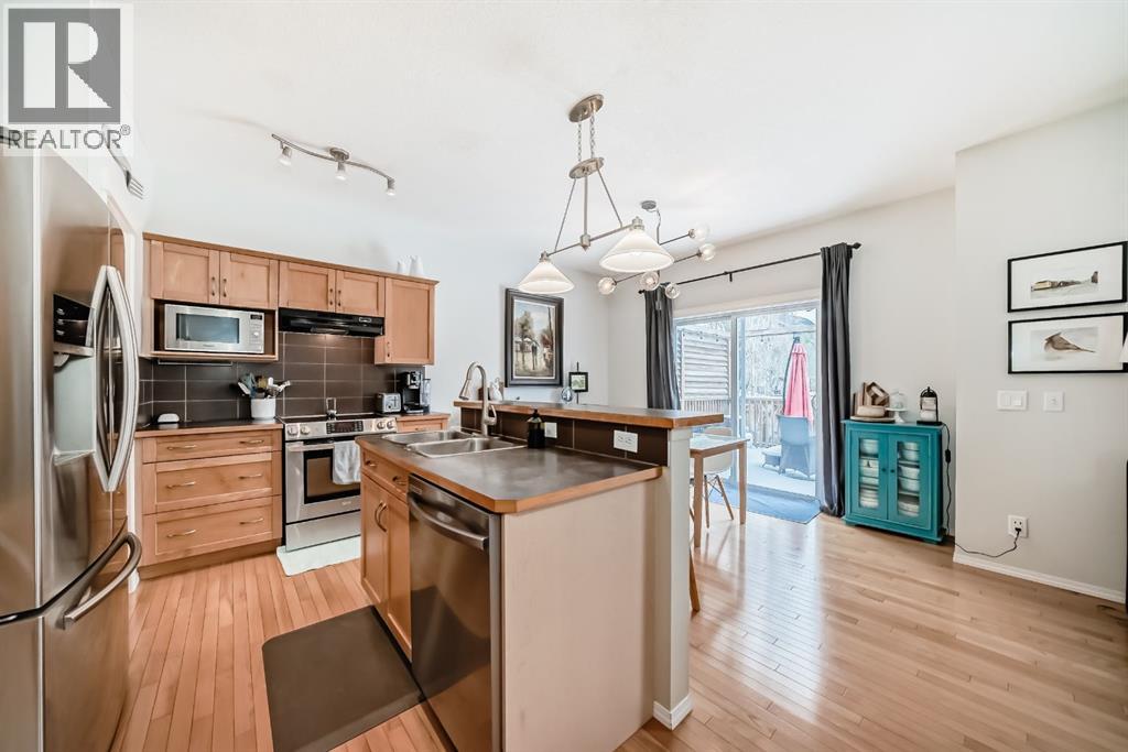 936 Copperfield Boulevard Se, Calgary, Alberta  T2Z 4W7 - Photo 9 - A2283411