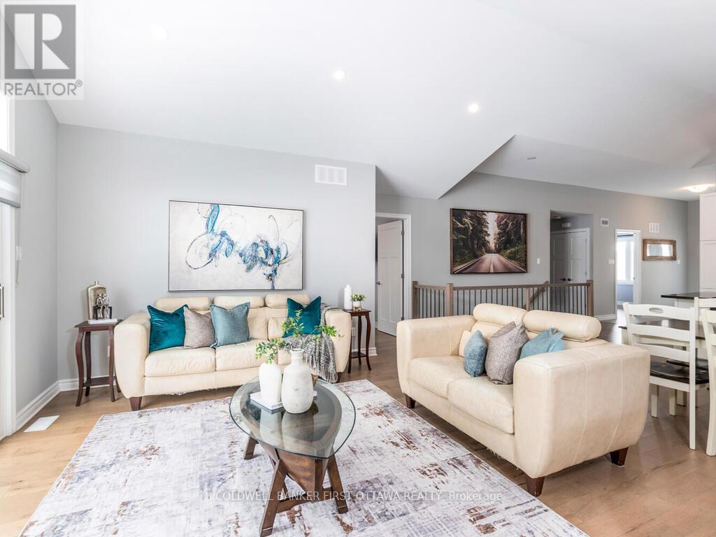 627 Bracewell Street, Mississippi Mills, Ontario  K0A 1A0 - Photo 9 - X12906124