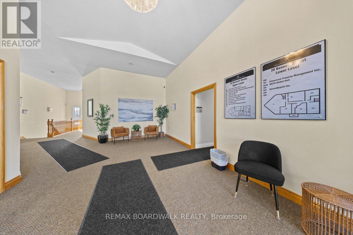 102 - 20 Bennett Street, Carleton Place, Ontario  K7C 4G9 - Photo 2 - X12906154