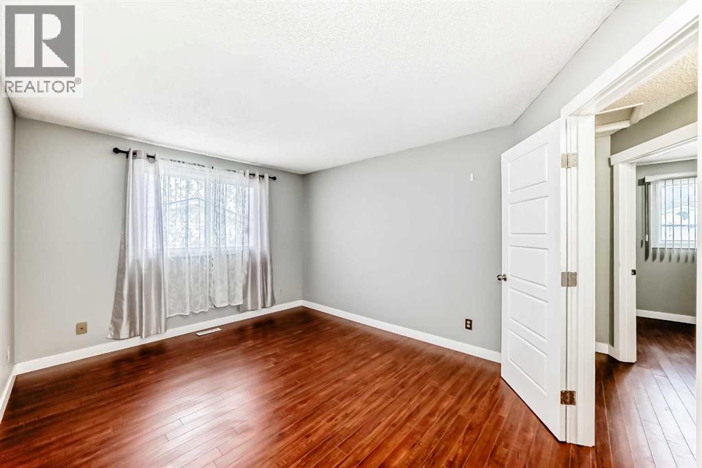 130 Pinemeadow Road NE, Calgary, Alberta  T1Y 4N9 - Photo 9 - A2290921