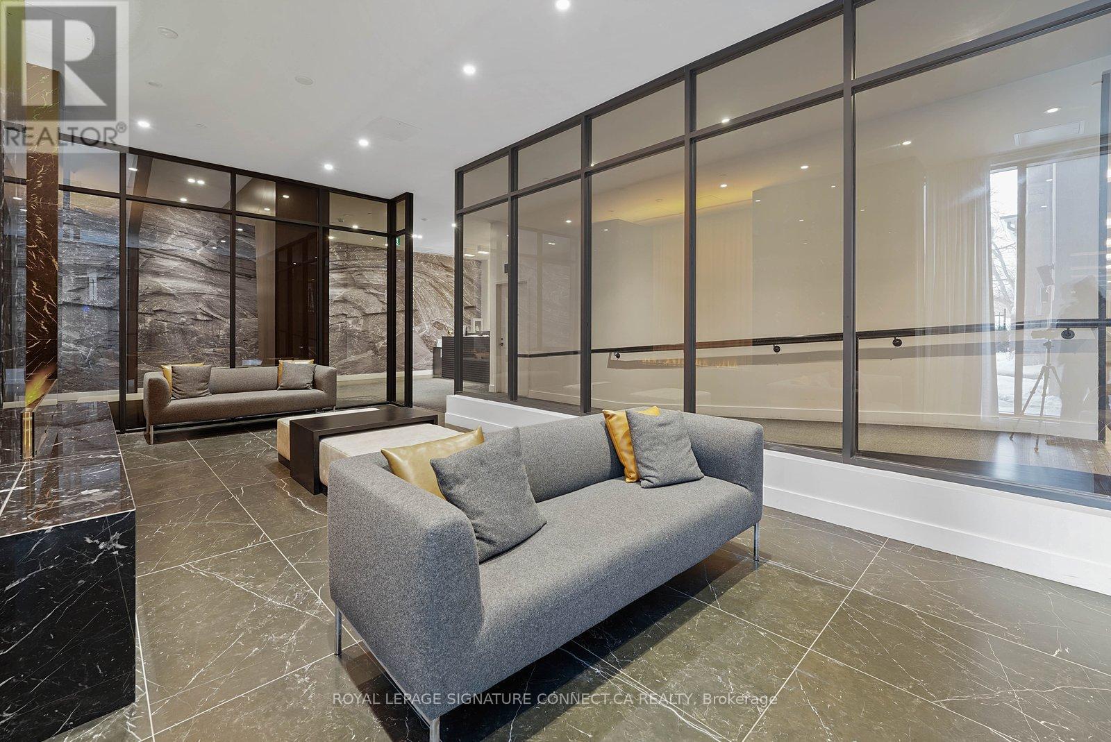 2306 - 308 Jarvis Street, Toronto, Ontario  M5A 2P2 - Photo 18 - C12906162