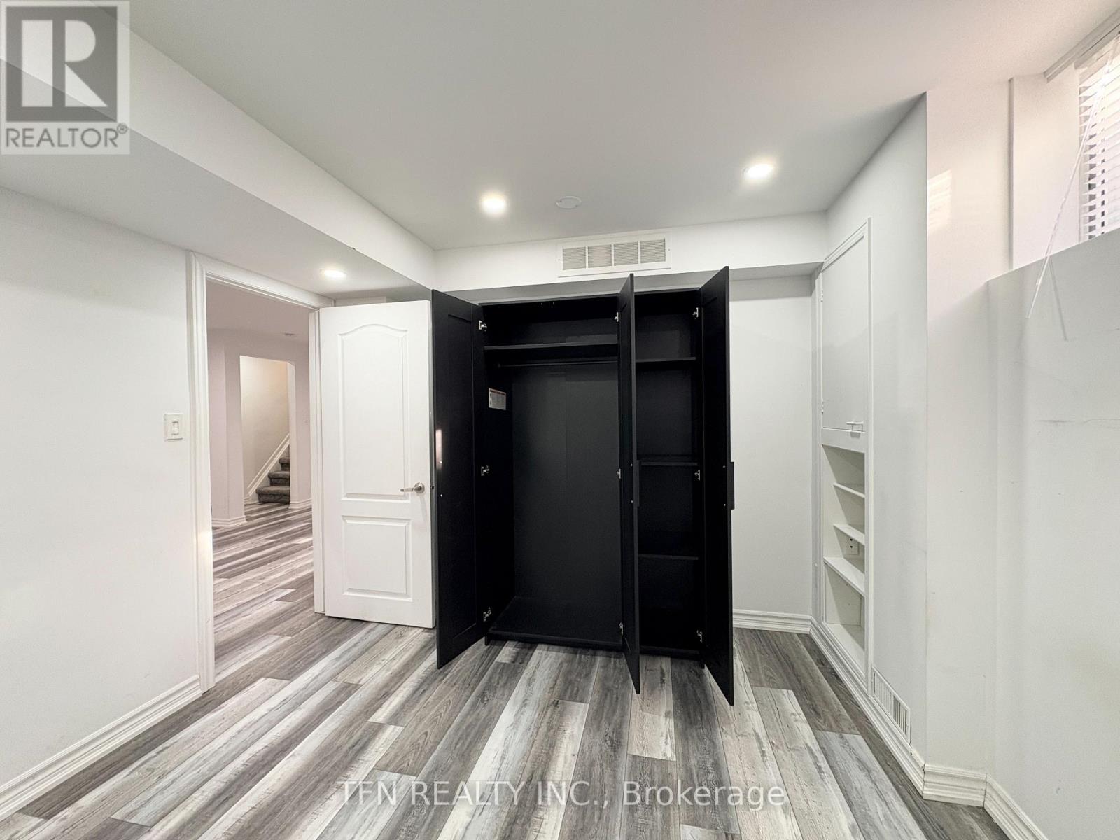 Bsmt - 8 Ravencliff Crescent, Toronto, Ontario M1T 1R8 - Photo 18 - E12906126