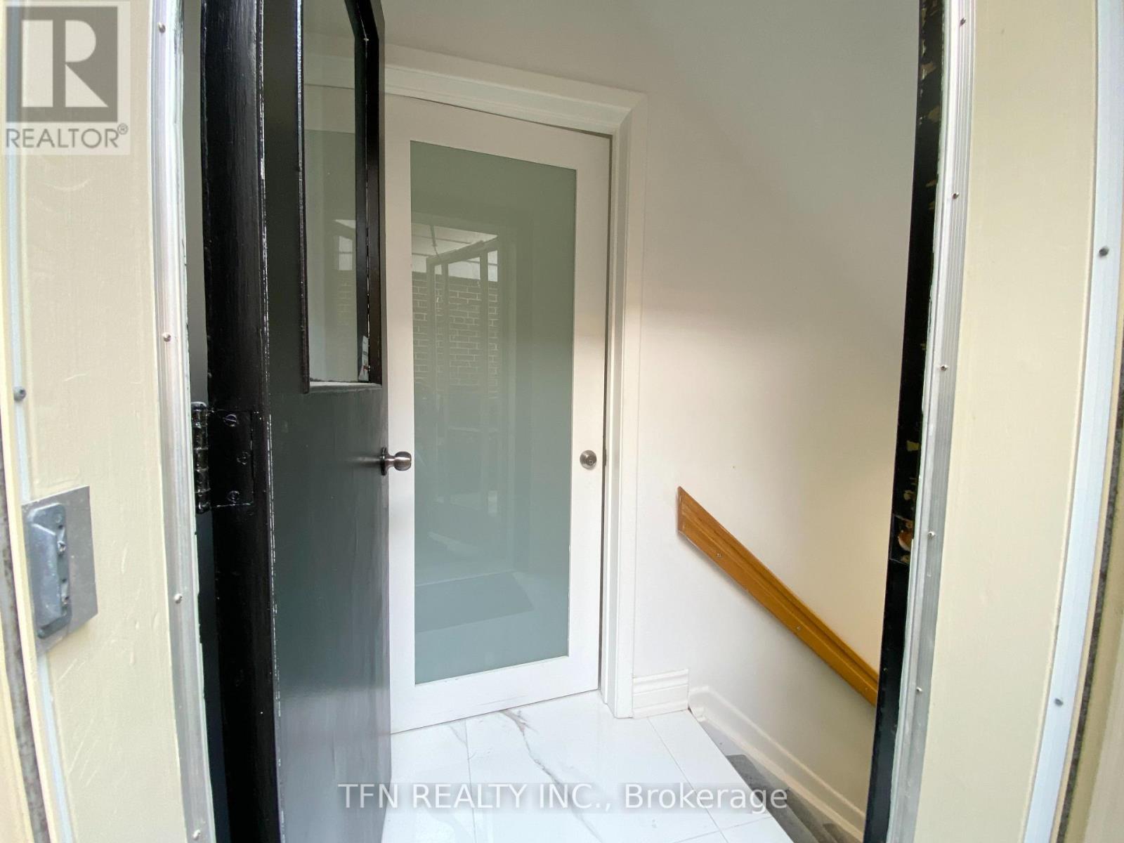 Bsmt - 8 Ravencliff Crescent, Toronto, Ontario M1T 1R8 - Photo 5 - E12906126