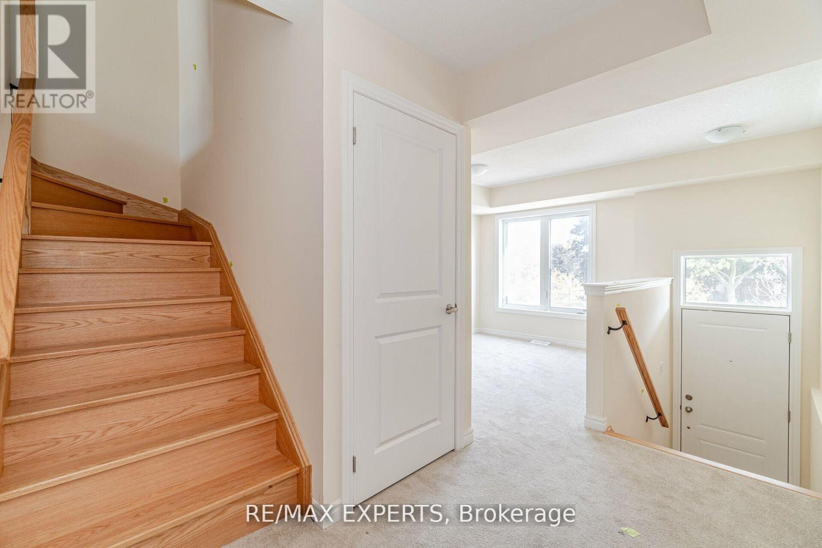 402 Okanagan Path, Oshawa, Ontario  L1H 0B1 - Photo 10 - E12906178