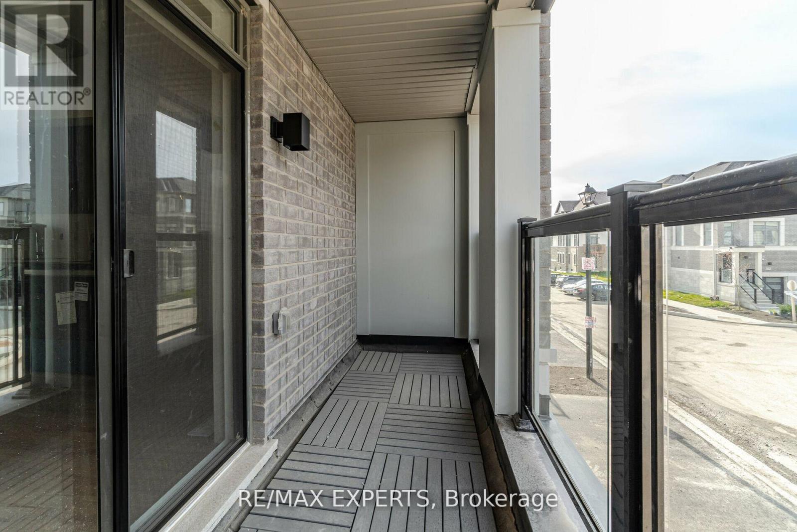 402 Okanagan Path, Oshawa, Ontario  L1H 0B1 - Photo 11 - E12906178