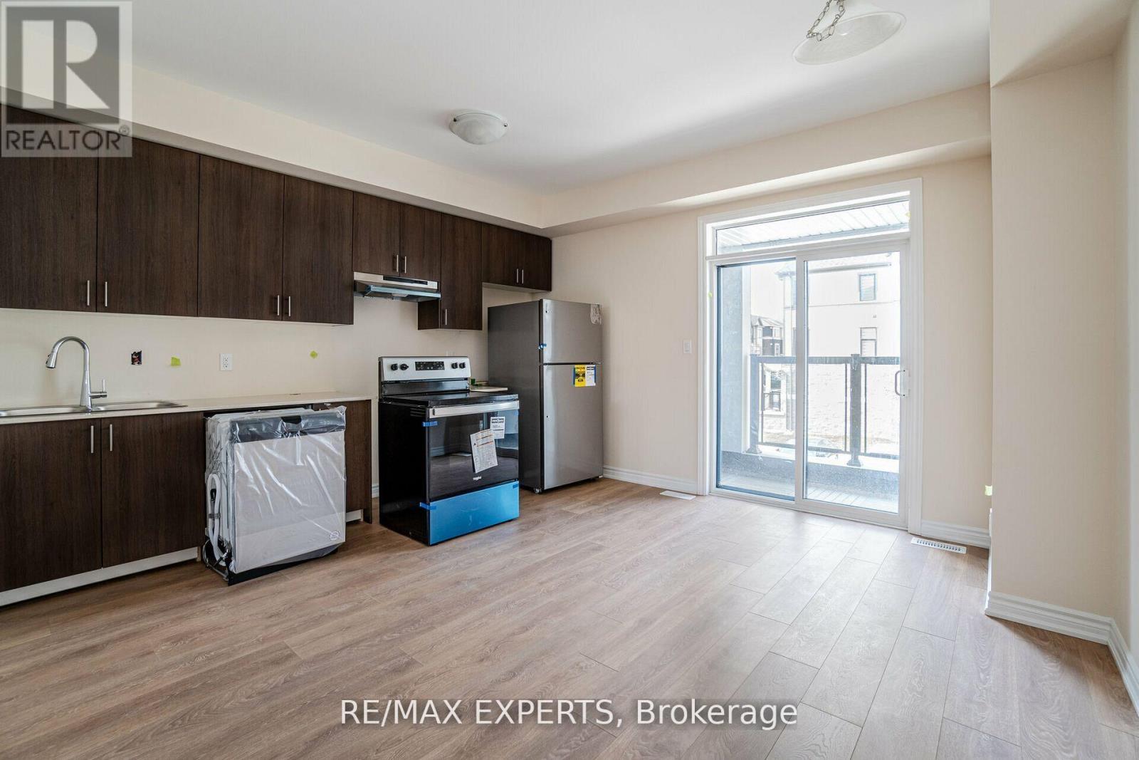 402 Okanagan Path, Oshawa, Ontario  L1H 0B1 - Photo 18 - E12906178