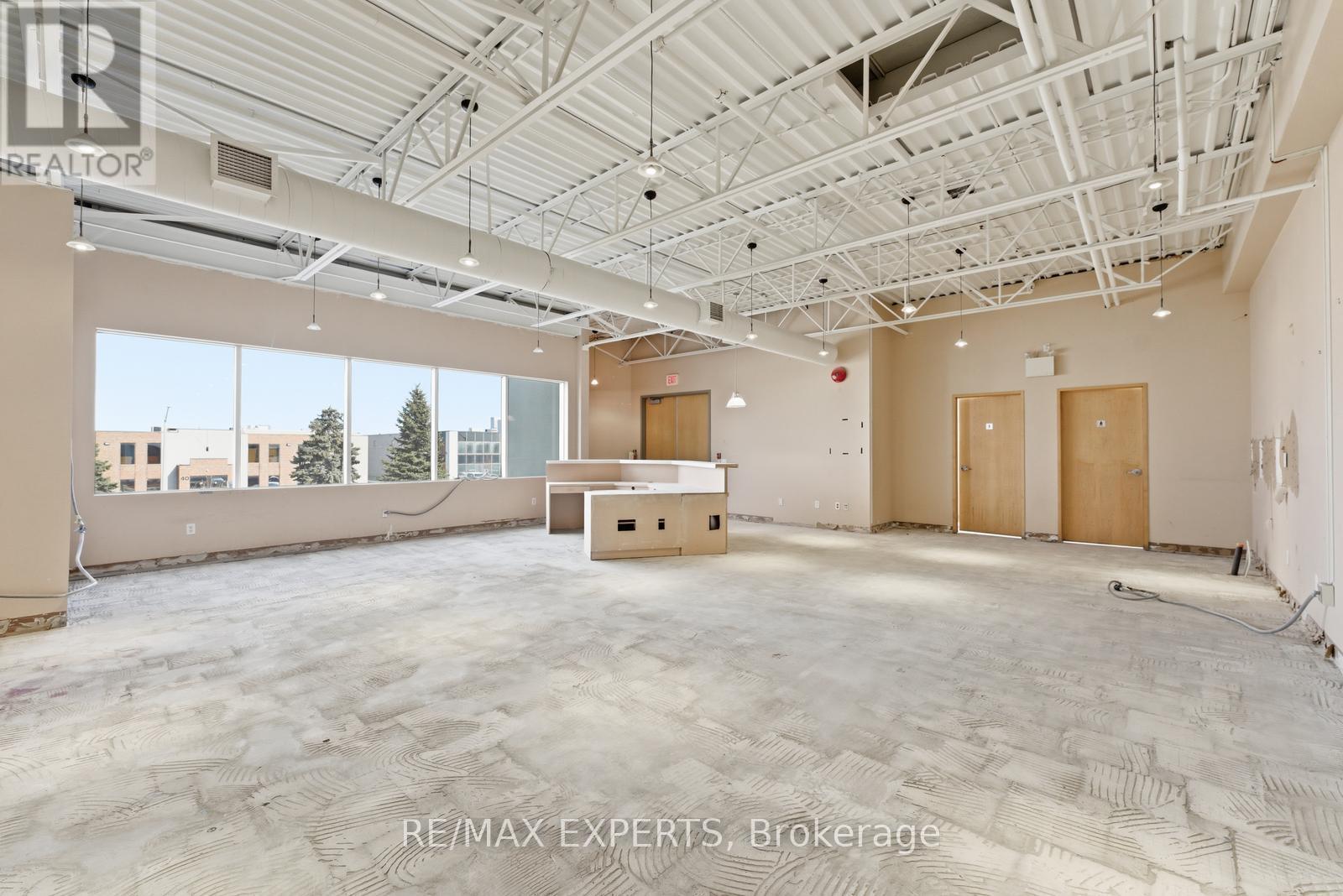 35 Romina Drive, Vaughan, Ontario  L4K 4Z9 - Photo 14 - N12906142