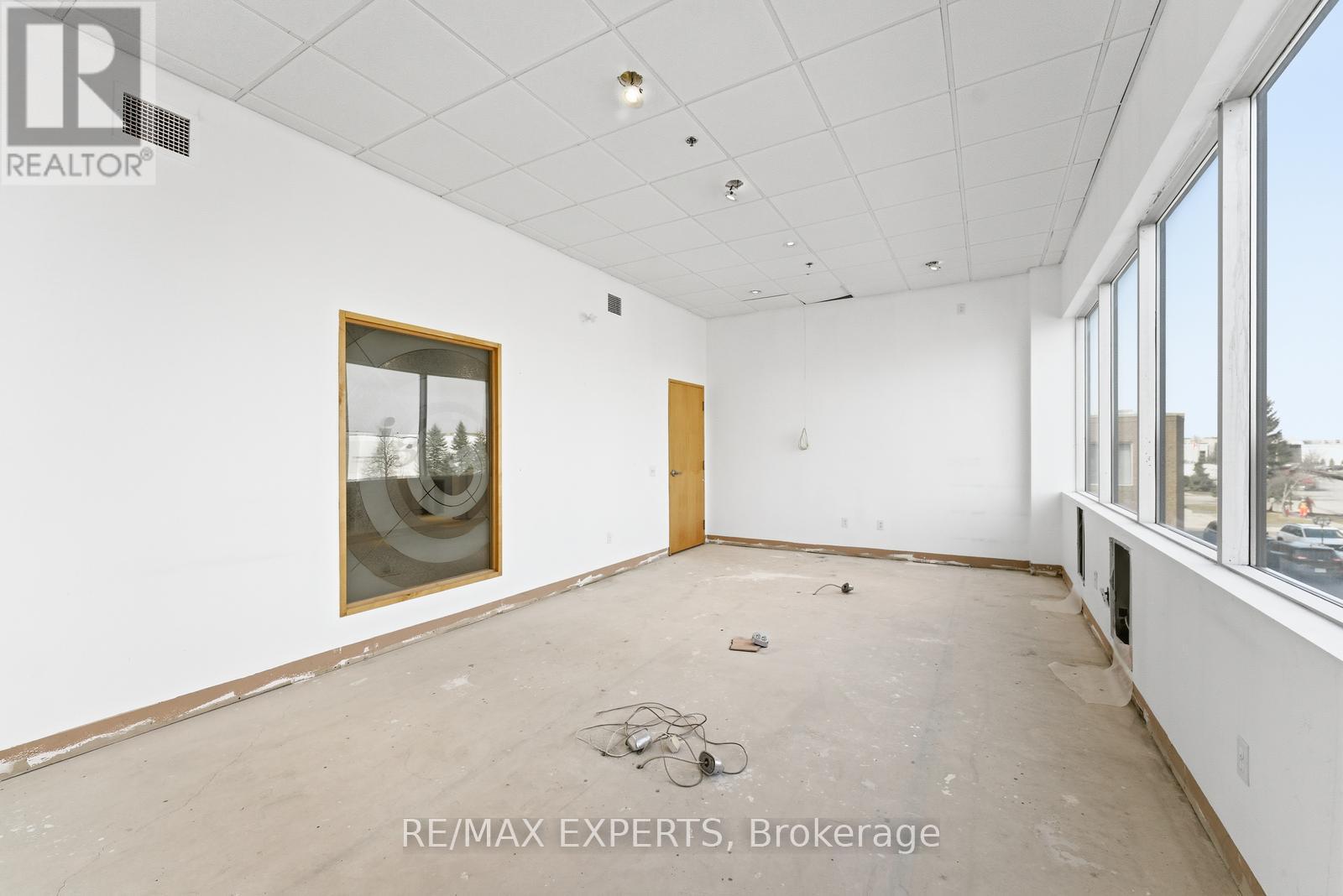 35 Romina Drive, Vaughan, Ontario  L4K 4Z9 - Photo 20 - N12906142