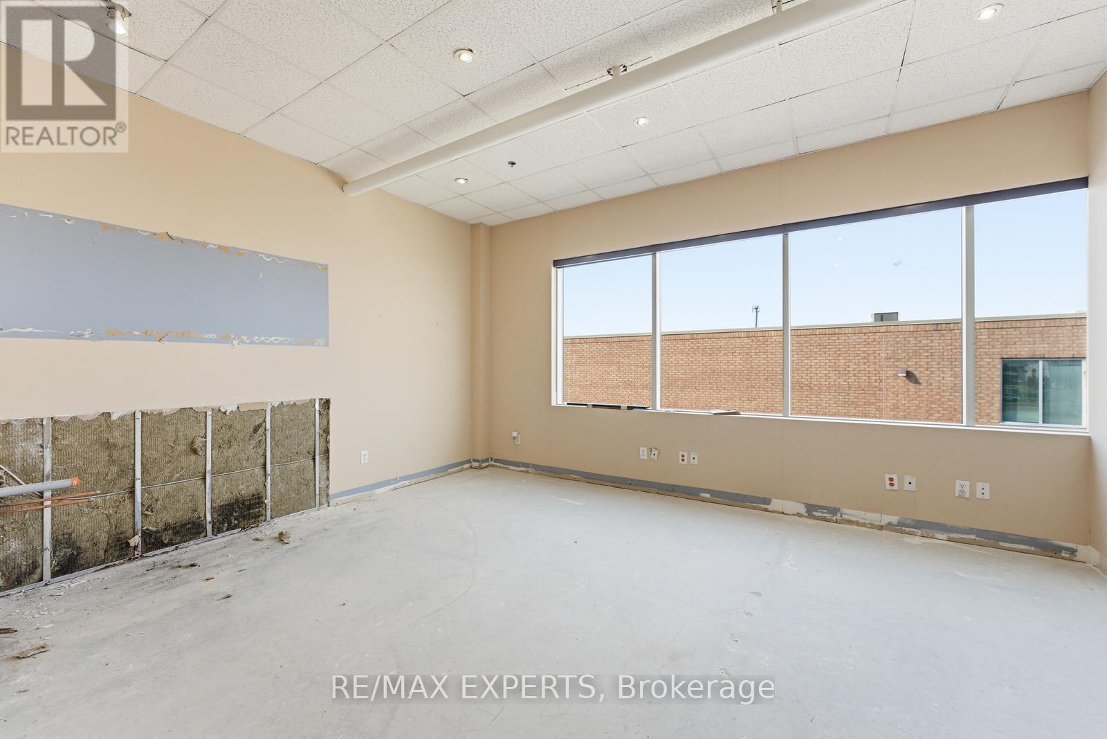 35 Romina Drive, Vaughan, Ontario  L4K 4Z9 - Photo 26 - N12906142