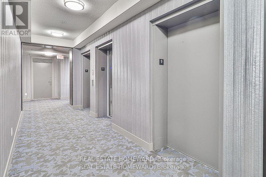 911b - 9600 Yonge Street, Richmond Hill, Ontario  L4C 0X3 - Photo 31 - N12906164