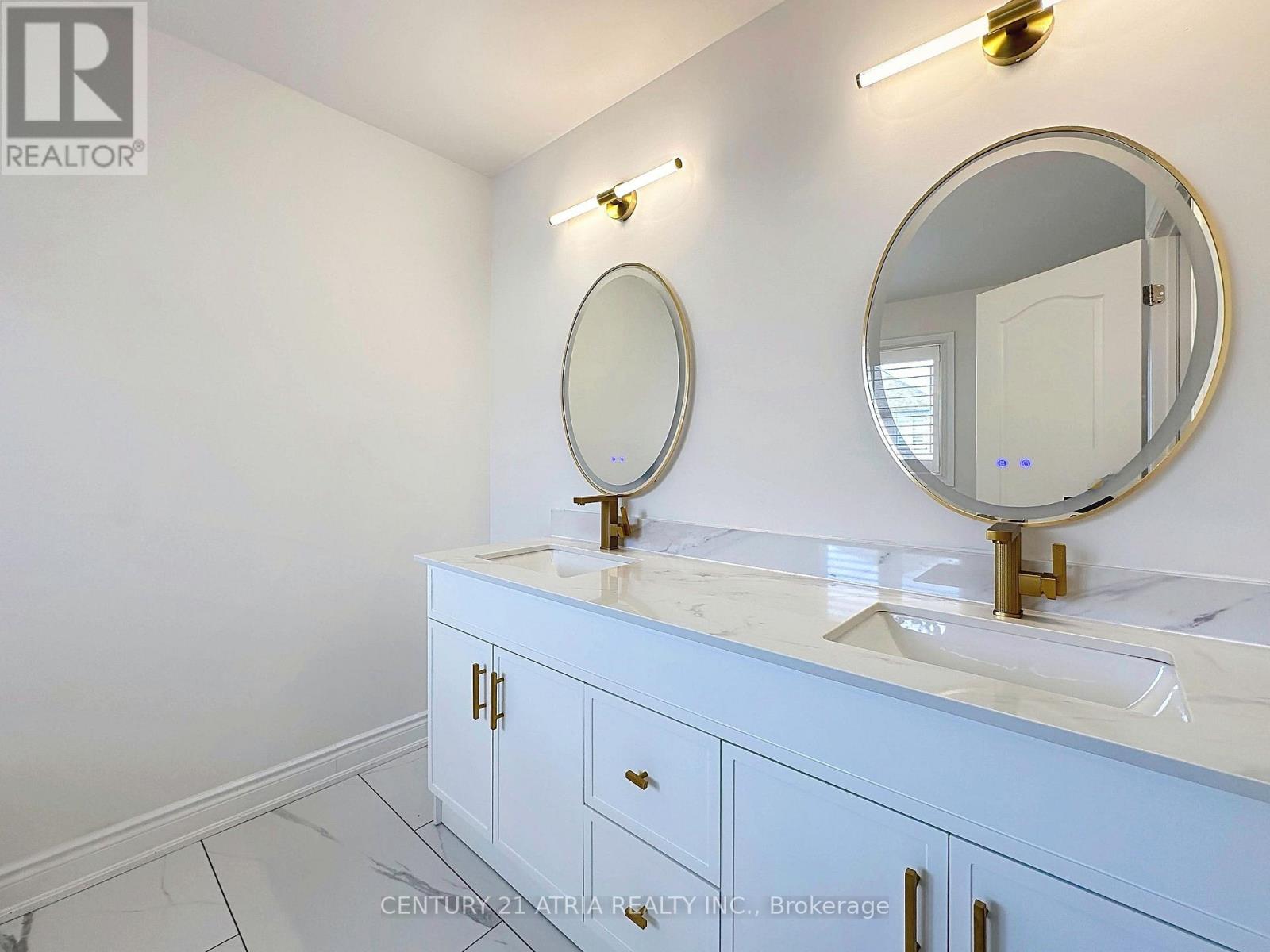 14 Heritage Street, Bradford West Gwillimbury, Ontario  L3Z 0X5 - Photo 31 - N12906172