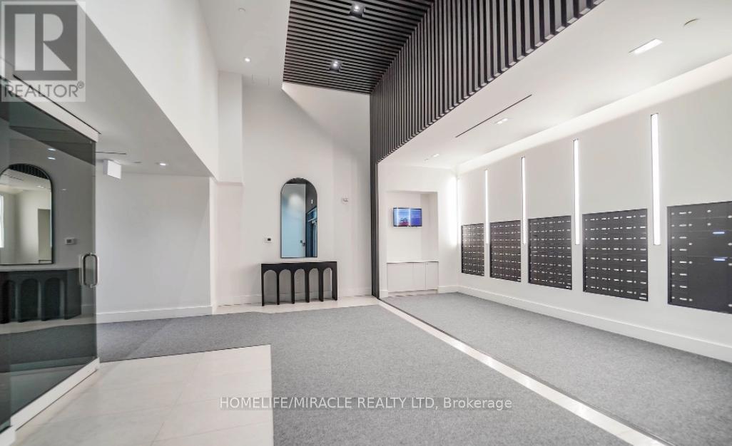 306w - 3 Rosewater Street, Richmond Hill (South Richvale), Ontario  L4C 5T6 - Photo 3 - N12906180