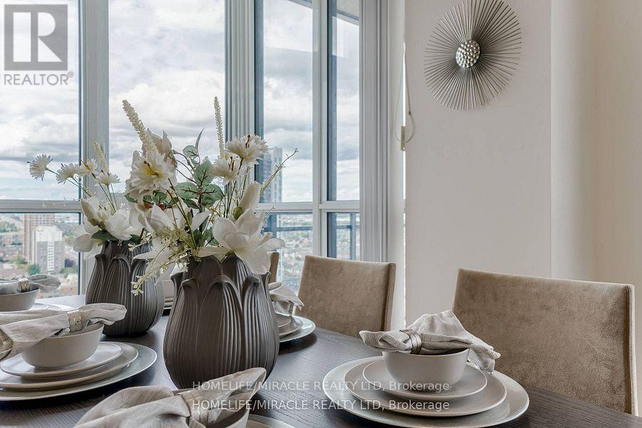 2302 - 55 Eglinton Avenue W, Mississauga, Ontario  L5R 0E4 - Photo 15 - W12905546