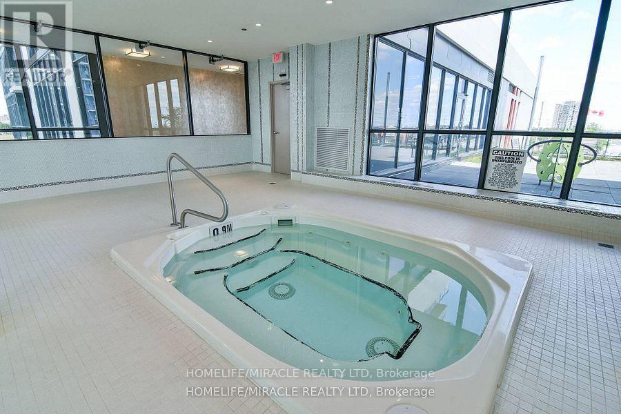 2302 - 55 Eglinton Avenue W, Mississauga, Ontario  L5R 0E4 - Photo 40 - W12905546