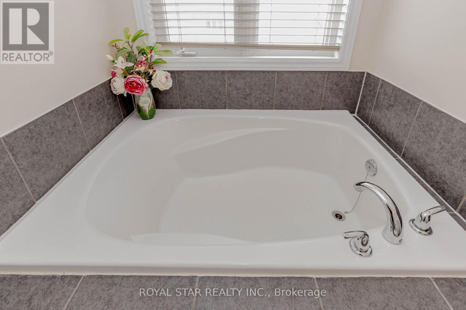 877 Cook Crescent, Shelburne, Ontario  L9V 3V1 - Photo 35 - X12905162