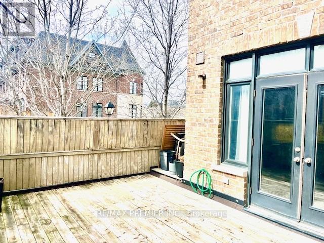 835a Oxford Street, Toronto, Ontario  M8Z 0B3 - Photo 10 - W12906118