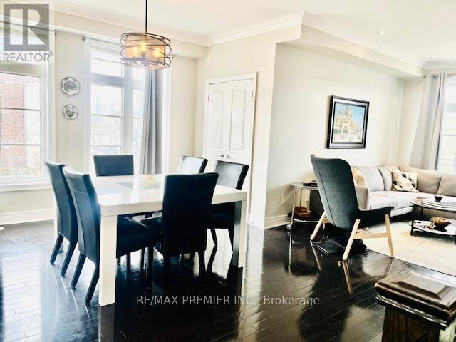 835a Oxford Street, Toronto, Ontario  M8Z 0B3 - Photo 12 - W12906118