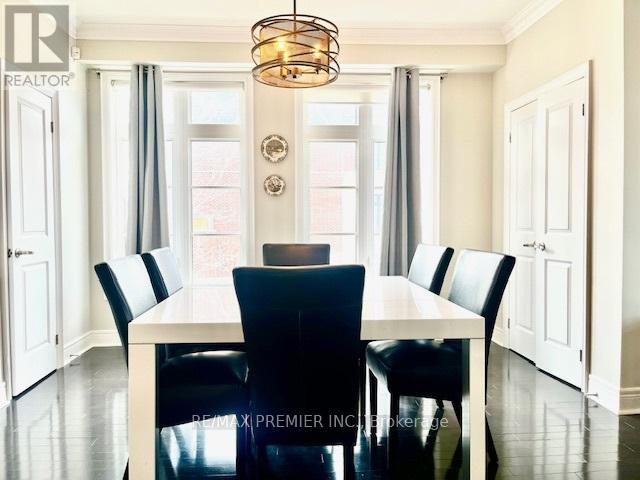 835a Oxford Street, Toronto, Ontario  M8Z 0B3 - Photo 13 - W12906118