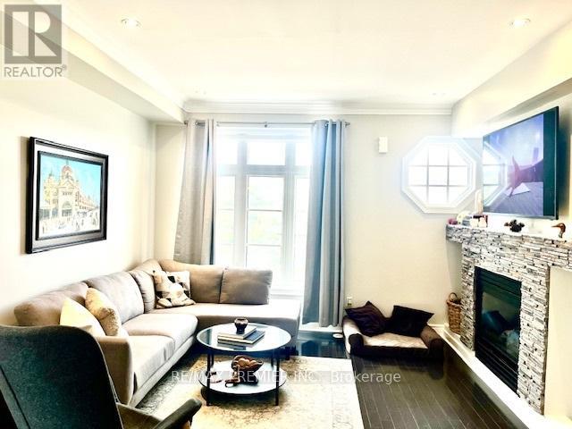 835a Oxford Street, Toronto, Ontario  M8Z 0B3 - Photo 14 - W12906118