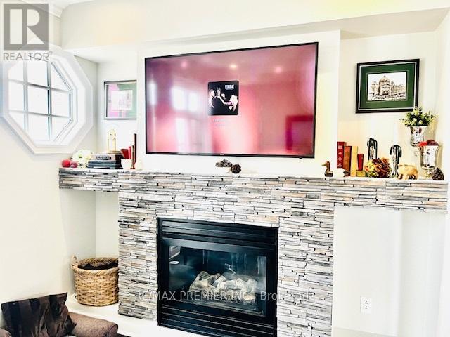 835a Oxford Street, Toronto, Ontario  M8Z 0B3 - Photo 17 - W12906118