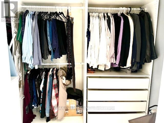 835a Oxford Street, Toronto, Ontario  M8Z 0B3 - Photo 34 - W12906118