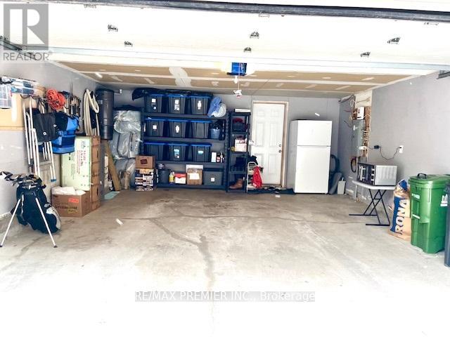 835a Oxford Street, Toronto, Ontario  M8Z 0B3 - Photo 40 - W12906118